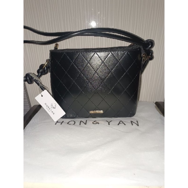 hon&yan sling bag