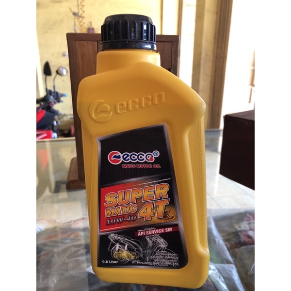 OLI ECCO MOTOR MATIC 10W-40 OLI UNTUK SEMUA MOTOR MATIC