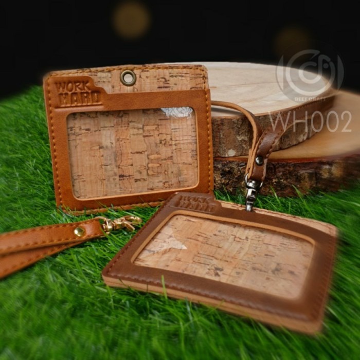 

Card Holder Landscape / ID card holder kulit / Name Tag Kulit [WH002]
