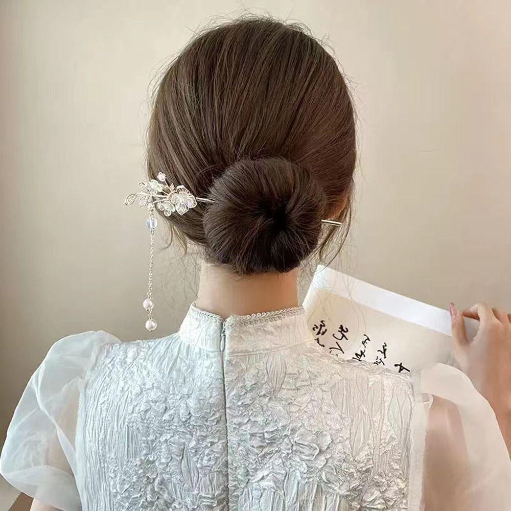 Needway Hanfu Rambut Stik Elegan Manis Mutiara Bunga Fashion Hiasan Kepala Gaya Kuno Tahun Baru Jepit Rambut Chinese Hair Fork