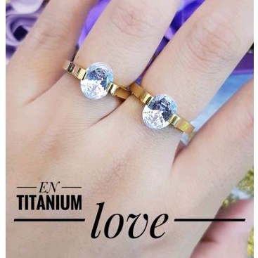 Cincin Titanium Perhiasan Wanita Gold Terbaru Oval Permata Awet Anti Karat 1215j