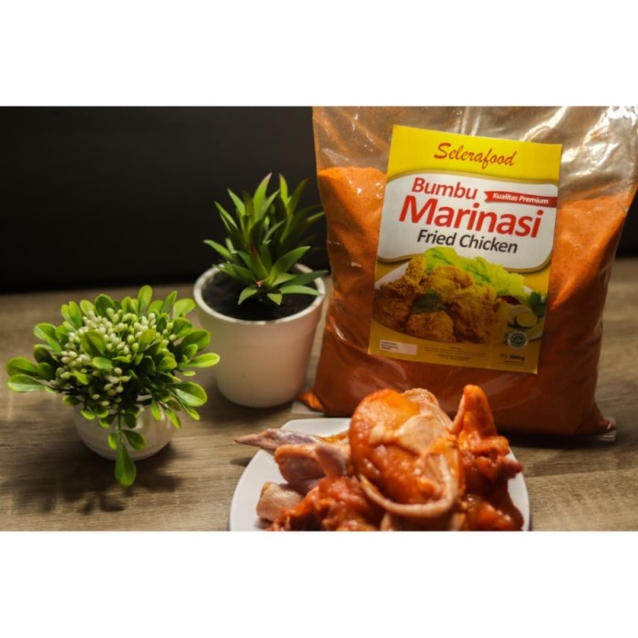 

HS Bumbu Marinasi Fried Chicken Premium Berat 1 Kg Merk Selerafood