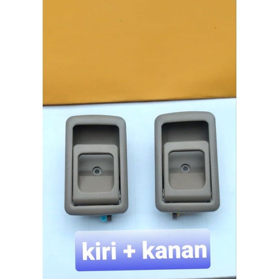 handle pintu dalam kijang kapsul warna cream,,bisa pake mobil soluna sama starlet