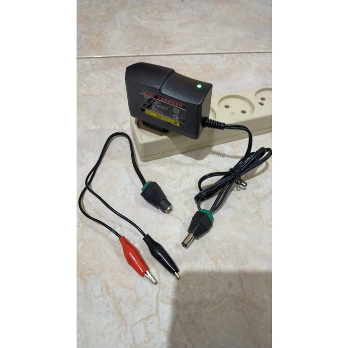 Charger Cas mobilan aki / Adaptor mobilan aki 12V Otomatis