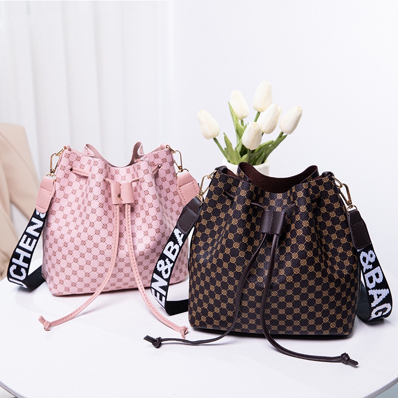 Tas Serut Selempang Wanita/ Tas Bahu Wanita/Korea Tas Model Baru Fashion Portable/ Tas Wanita Import murah