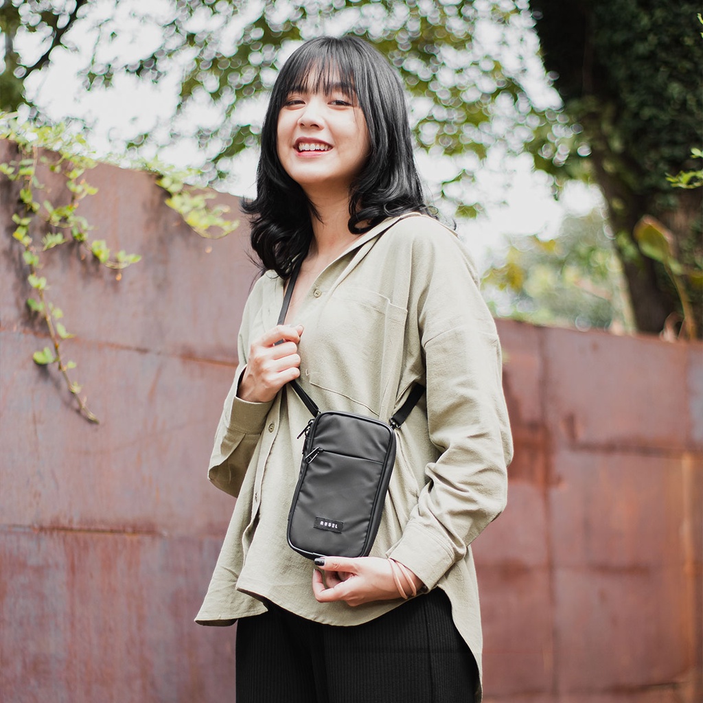 HEYRUS RUSEL CO I Hanging wallet Hara I card holder I card holder pria