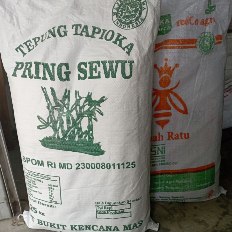 Karung bekas tepung tapioca 50kg  [ecer], karung bekas 50kg layak pakai