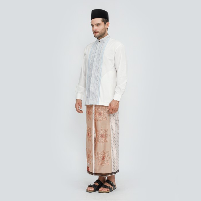 Sarung BHS Excellent Gold Motif JSA Putih Cream