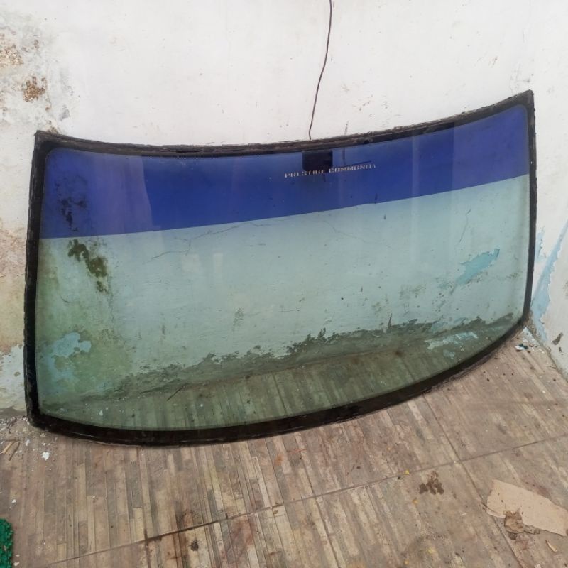 kaca depan Accord prestige 86-89