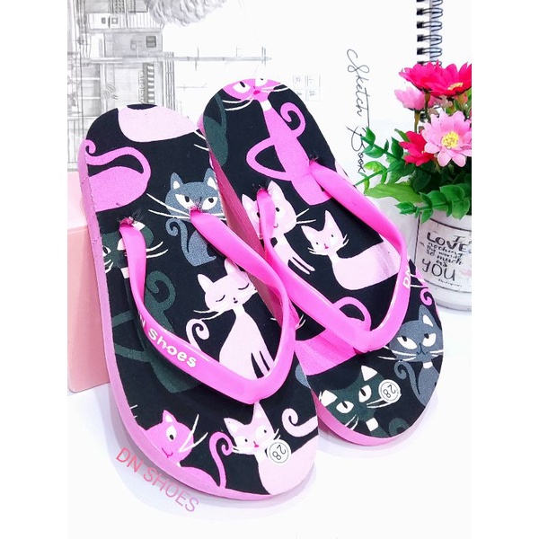 Sandal Anak Perempuan motif Kucing hitam