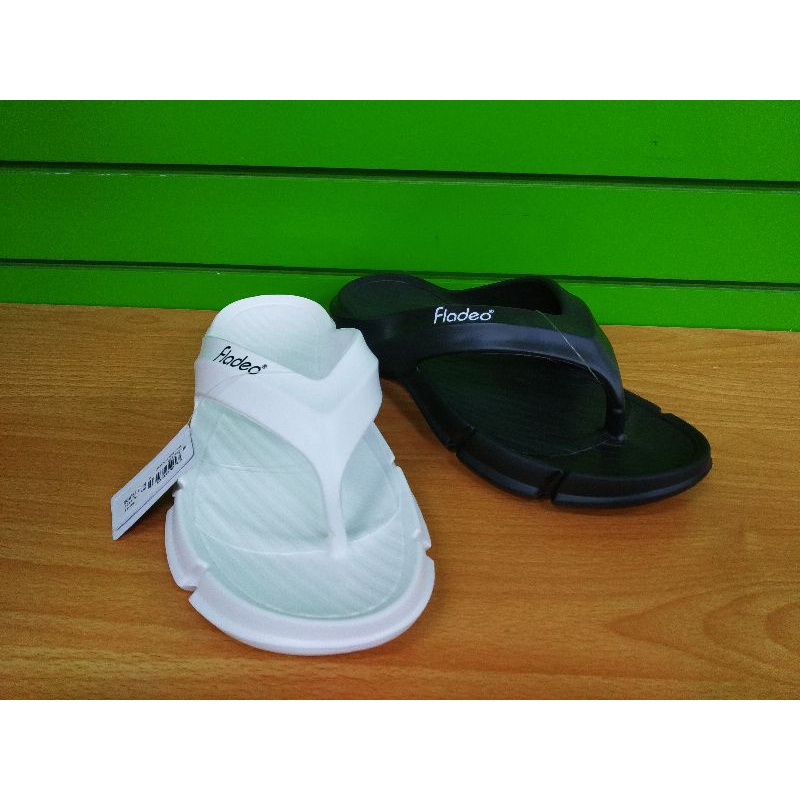 Fladeo sandal phylon pria