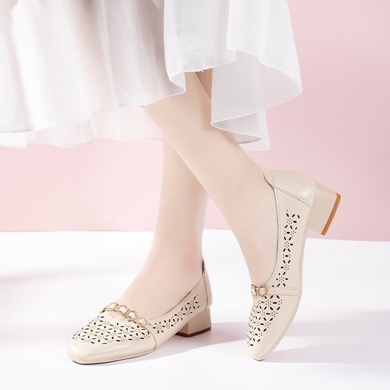 Sepatu Kerja Perempuan Import Sendal Hak Chunky Wanita Retro Kekinian Spatu Kerja Cewek Berongga Import SK-037