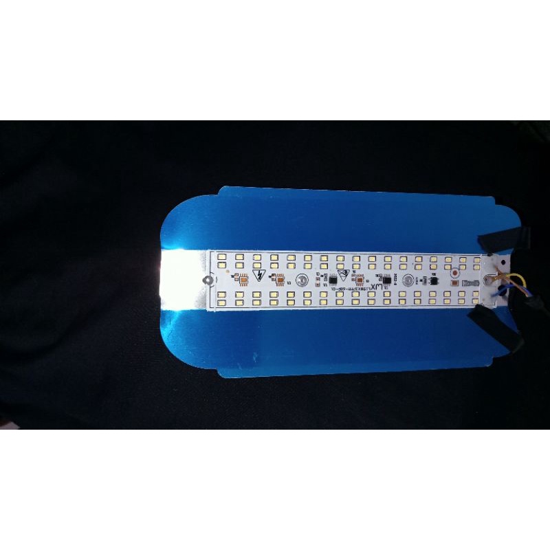 LAMPU LED 50 W PJU SUNLAMP OUTDOOR