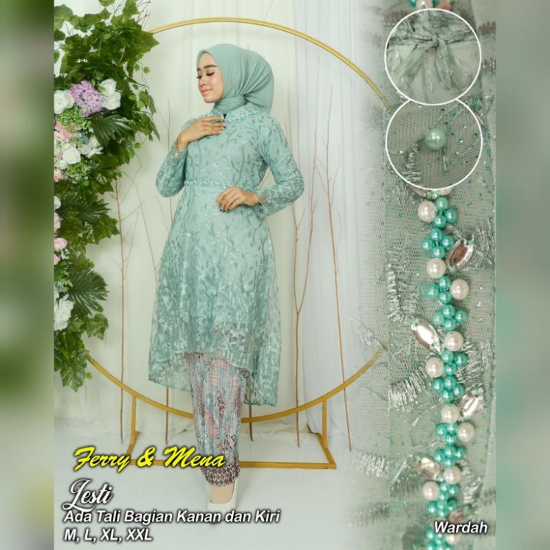 setelan kebaya lesty / kebaya lesty / kebaya terbaru / kebaya / kebaya tunangan / kebaya wisuda / setelan kebaya