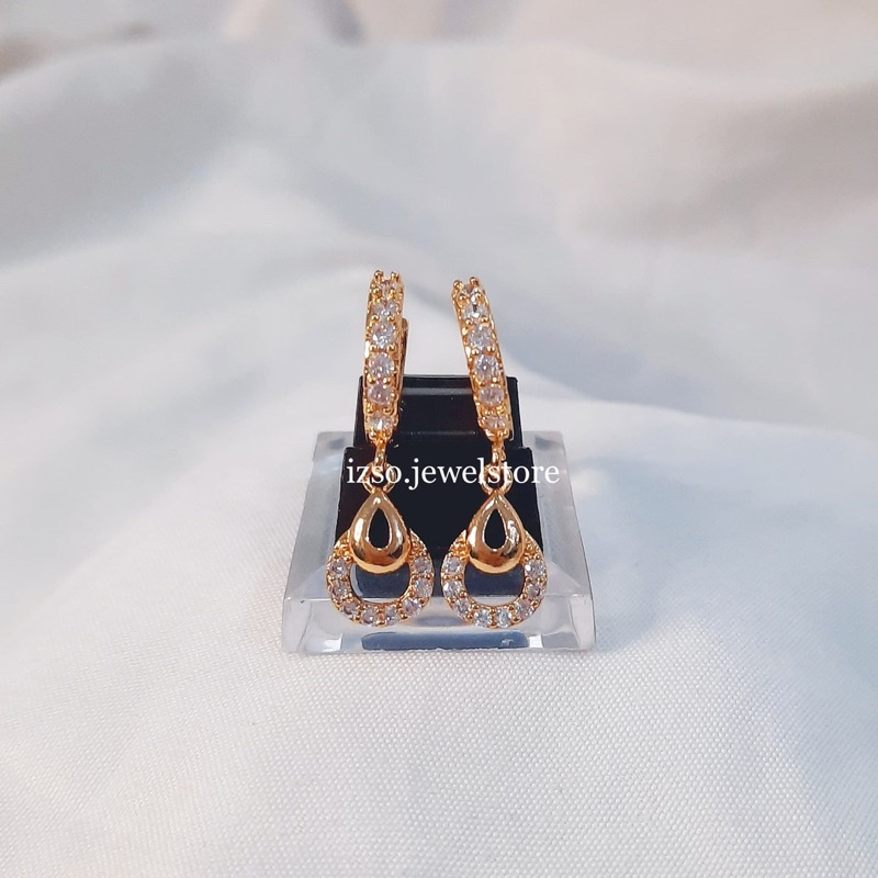 (izso) Anting Tata Anti Karat Anting Jepit Dewasa Lapis Emas 18k