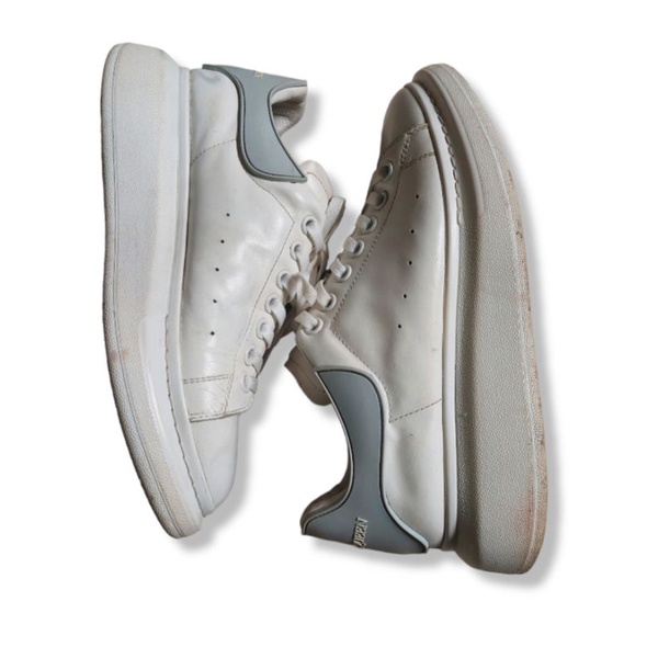 SEPATU ALEXANDER MCQUEEN