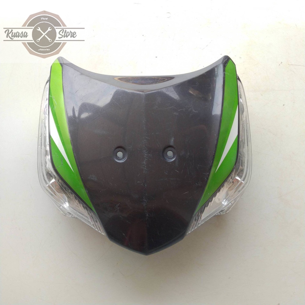 TAMENG SET LAMPU SEN DEPAN SUPRA X 125 HELM IN PANEL DADA SUPRA X 125 HELM IN SEKEN ORI