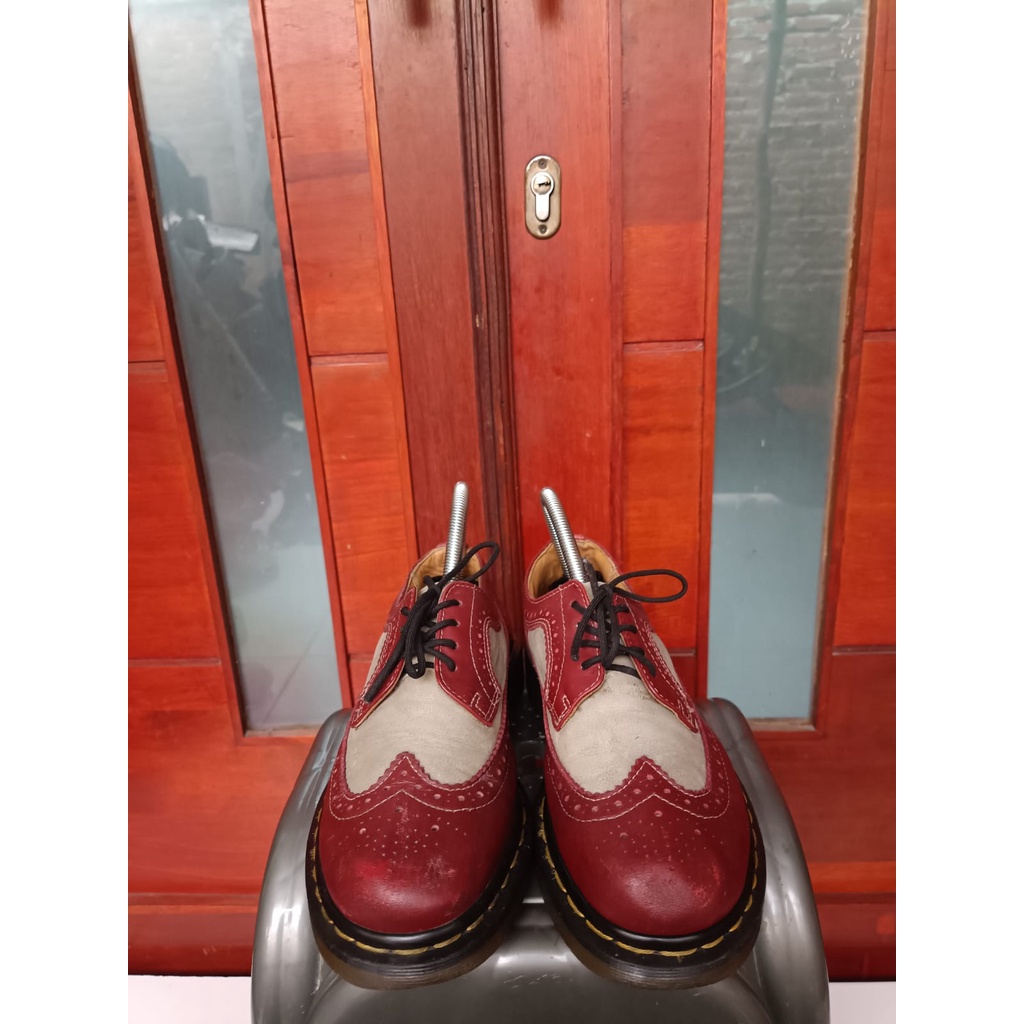 Sepatu Pria Dr. Martens Brogues ( Docmart 3989 ) Second Original Made In England