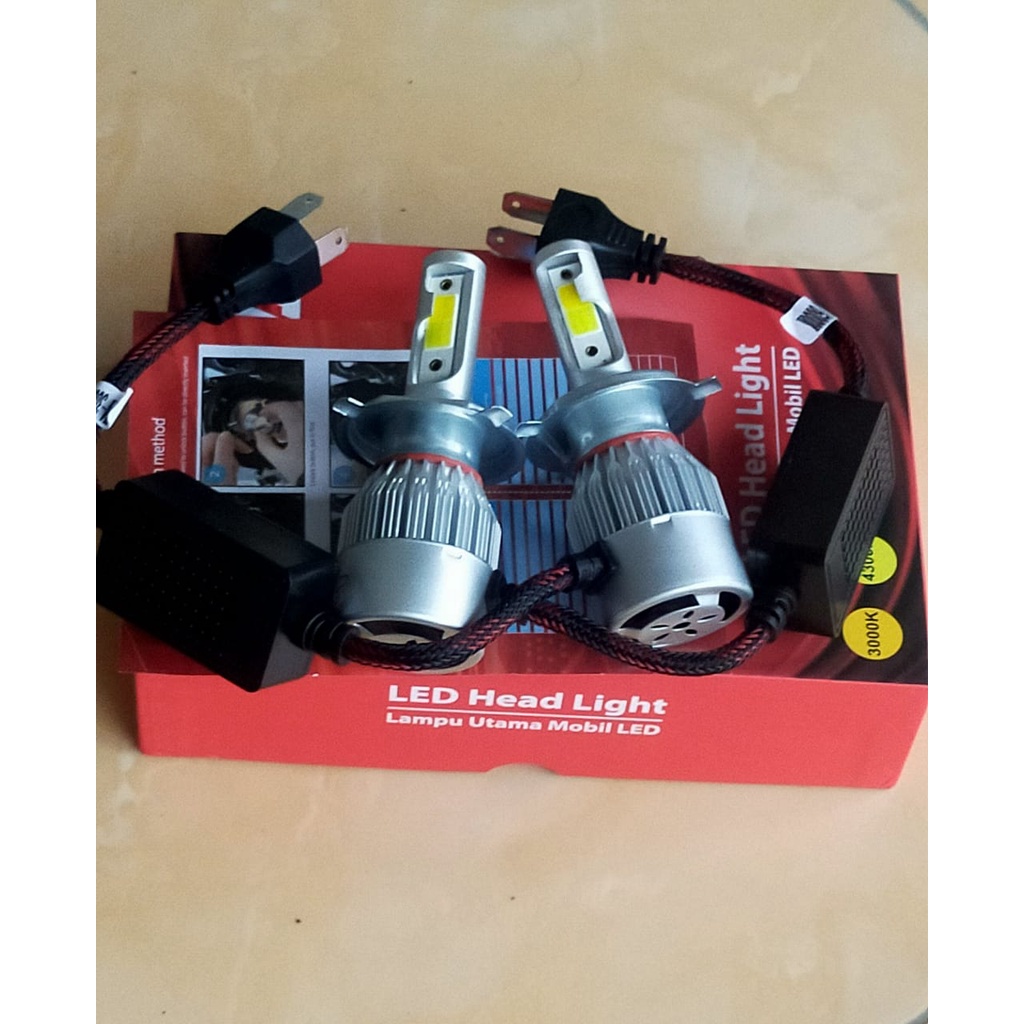 Sepasang (2pcs) Lampu LED 3 Warna Soket H4