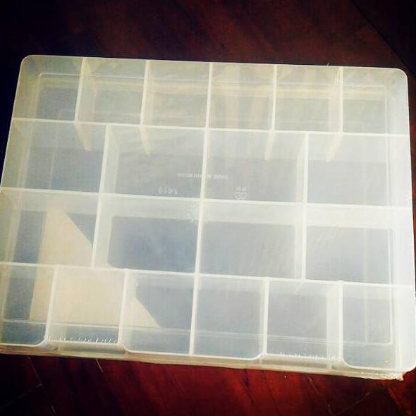 

Hadir Baru Box wadah karet 20 sekat.