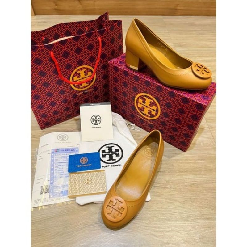 Tory burch wedges miror