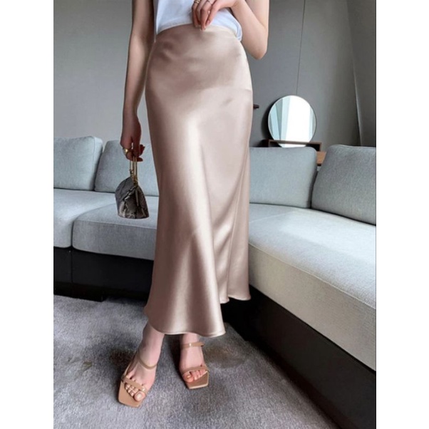 Hana Midi Satin Skirt / Rok Midi Satin Silk