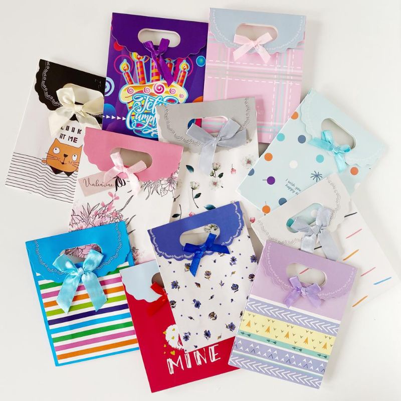 

Paper Bag PITA Tutup Berbagai Ukuran / PaperBag Corak/Goodie Bag