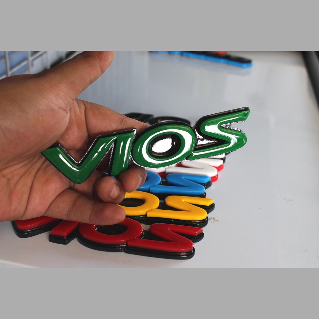 AKSESORIS VARIASI EMBLEM MOBIL VIOS / EMBLEM MOBIL VIOS
