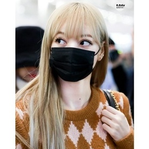 sweater lisa /sweater rajut