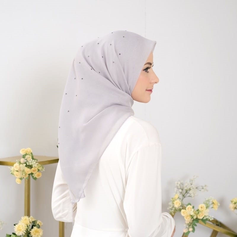 Kerudung Segi Empat Payet Glamour Hijab Segiempat Bella Lasercut Payet Tabur Termurah Nayla Hija'b