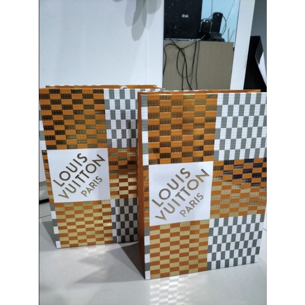 

PAPERBAG LOUIS VUITTON LEGO LIMITED EDITION