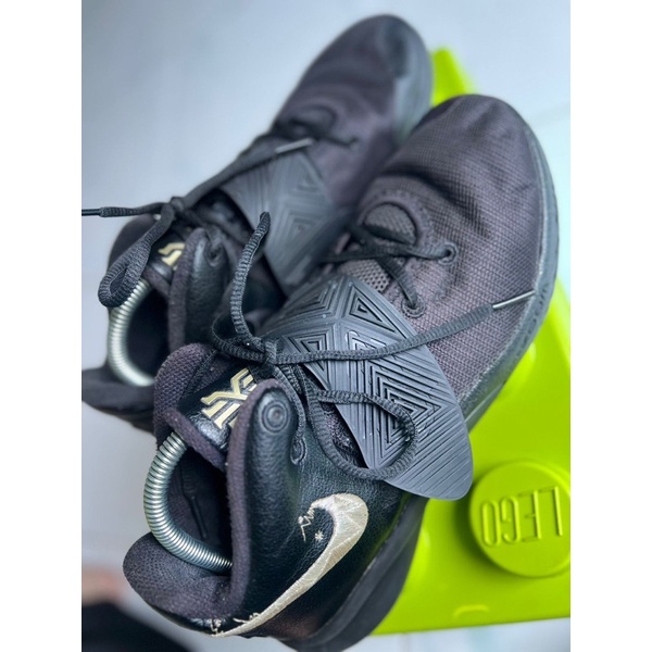 Nike Kyrie Flytrap 3 EP Black Metallic Gold