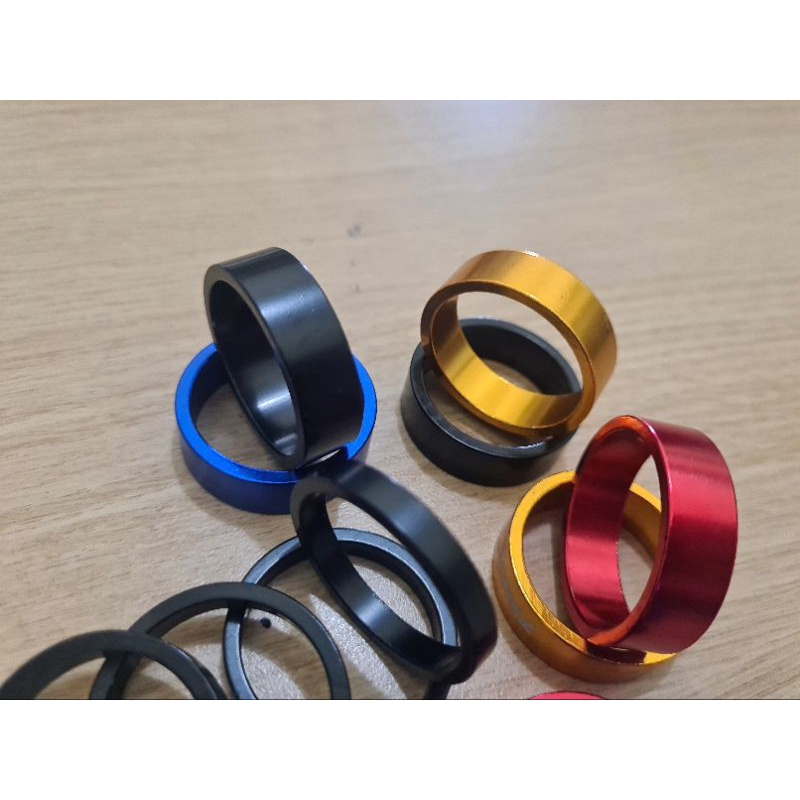 Ring Spacer Spicer Headset Stem Sepeda Ukuran 5mm 10mm 5 mm 10 mm 1cm 0.5cm alloy Aluminium Warna Biru Gold Merah Hitam