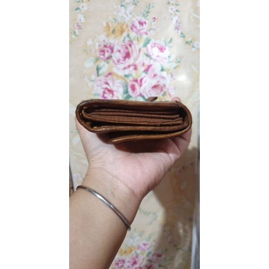 Dompet fossil maddox