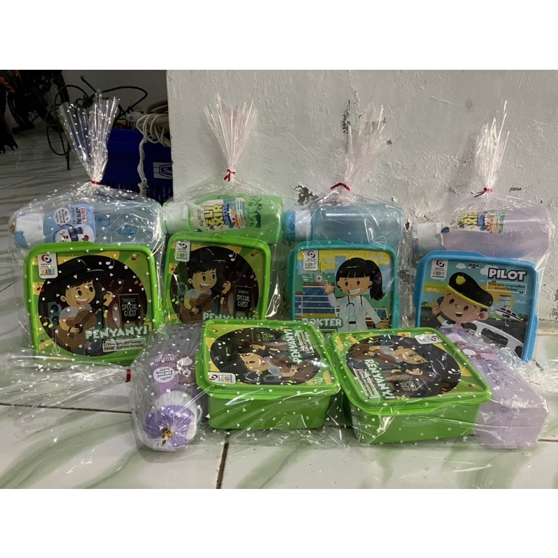 

Bingkisan Ulang tahun/Paket Snack/Souvenir