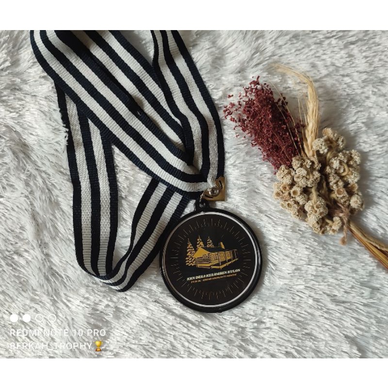 MEDALI AKRILIK INSERT PAPER BULAT MEDALI WISUDA CUSTOM