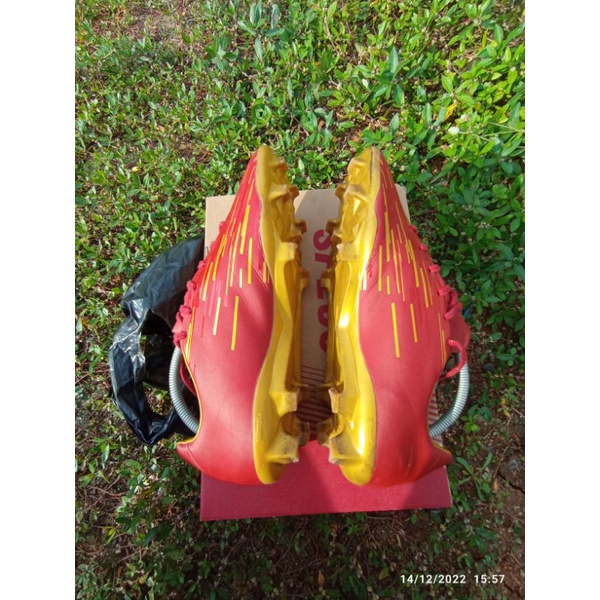 Sepatu bola specs lightspeed reborn maroon FG