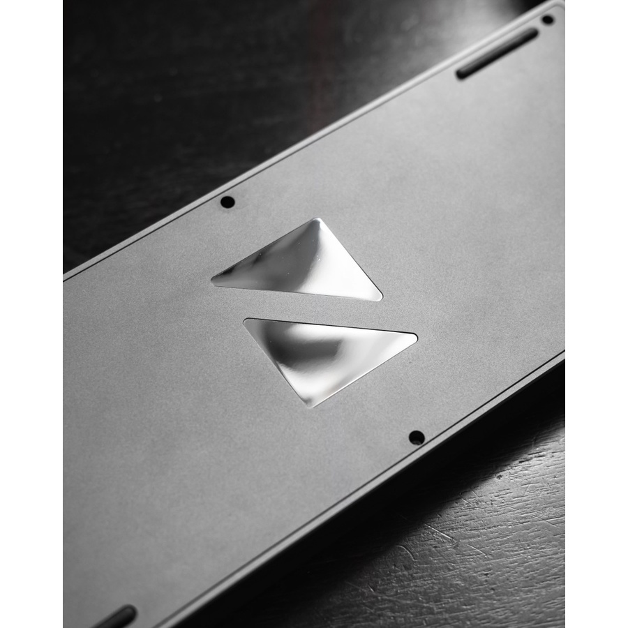 Noir Z1 65% Aluminium Custom Mechanical Gaming Keyboard - Full Build