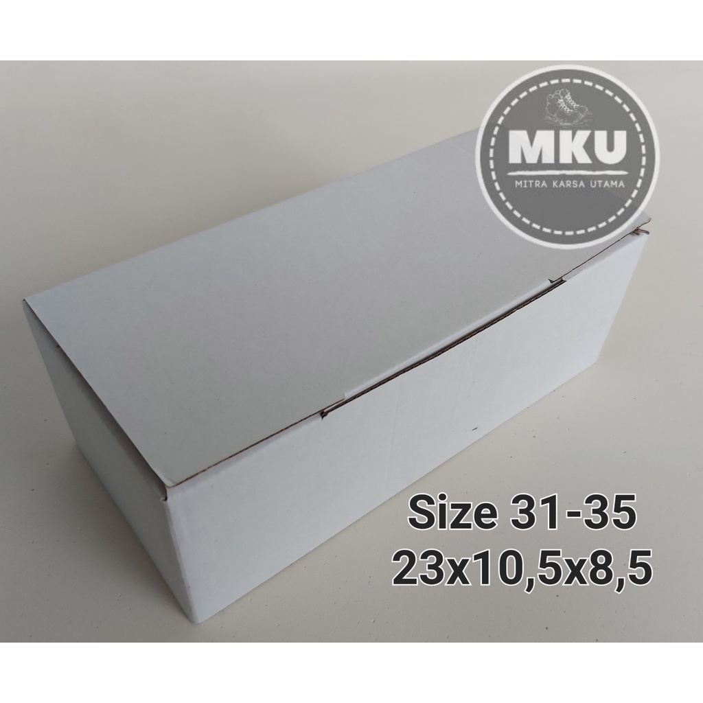 

Kardus Box Dus Sepatu 23x10,5x8cm Putih 31-35