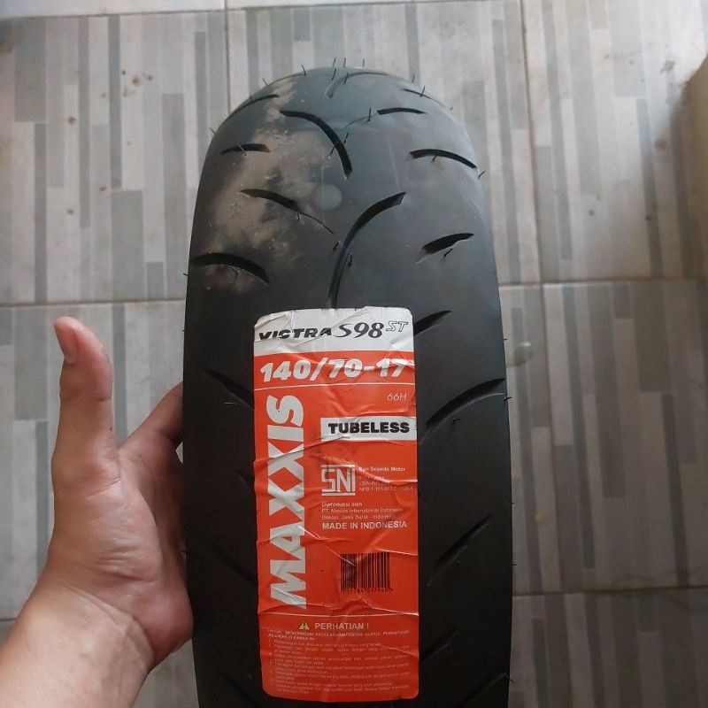 BAN MAXXIS VICTRA RING 17 140 70 SATUAN TUBLESS