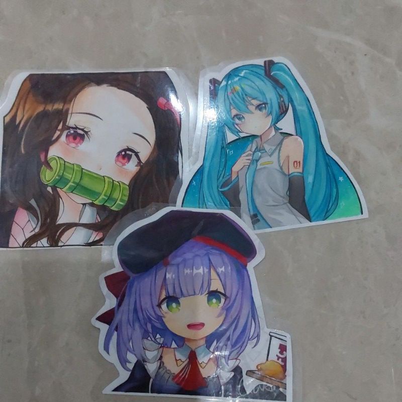GAMBAR ANIME BERWARNA (nezuko,hatsune miku, noelle genshin impact/bisa custom)