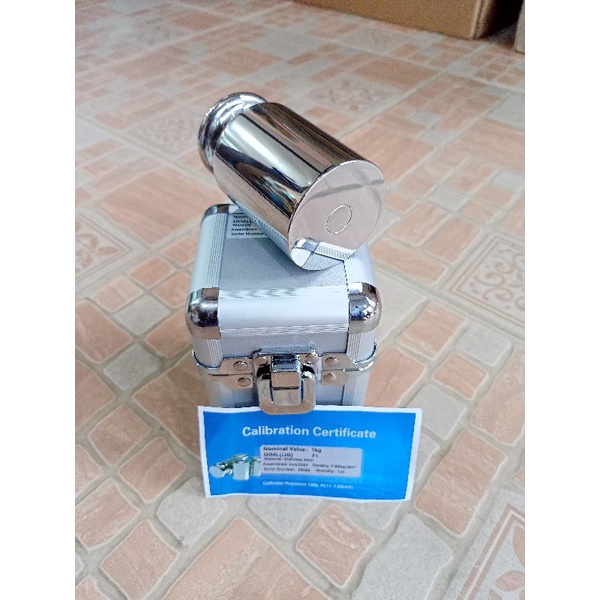 Batu Timbangan F1 1kg atau Anak Timbangan F1 1 kg