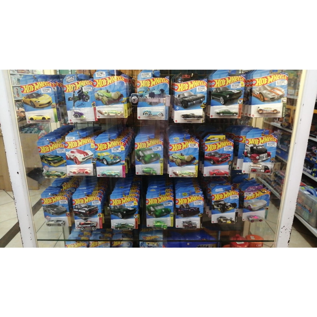 HOT WHEELS Cars