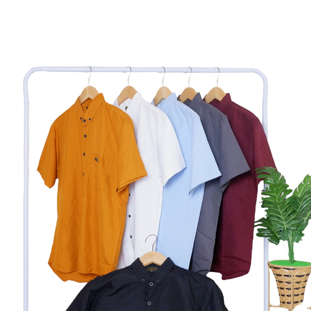 Kemeja Polos Pria Cowok Dewasa Lengan Pendek Jumbo Big Size M L XL XXL XXXL Halus Elegan Kekinian Terbaru