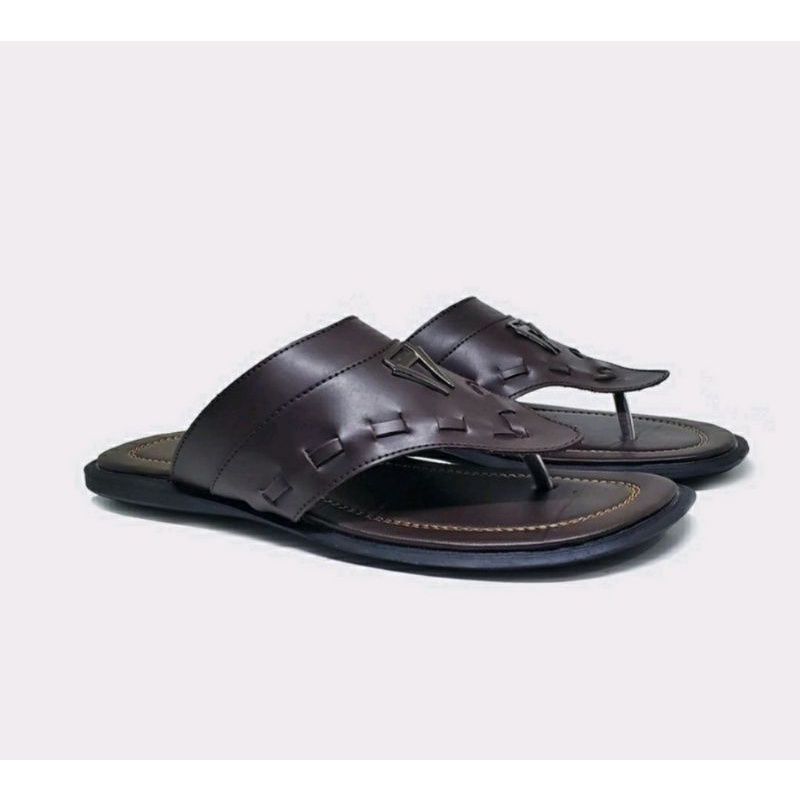 NEW Arrival, Sandal KULIT Pria J20.Black Big Size 44-45-46-47-48 Jepit Kulit Kasual Bapak2 Modern Sendal Kaki JUMBO Besar Gemuk