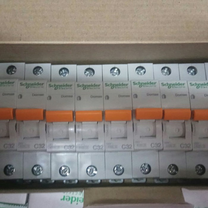 Mcb 32Ampere Schneider Domae 1Phase / Mcb 1Pas 32A / Mcb