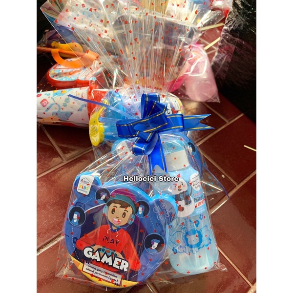 

PARCEL LUNCH BOX + BOTOL MINUM KEMASAN ULTAH