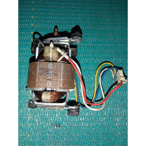 Dinamo Bekas Blender Philips HR-2116