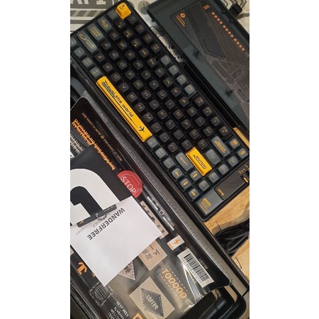 Lofree Wanderfree Mechanical Keyboard Bluetooth