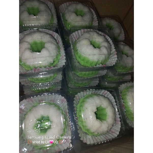 

Kue Putu Ayu / Kue mix Kelapa / Kue Pandan